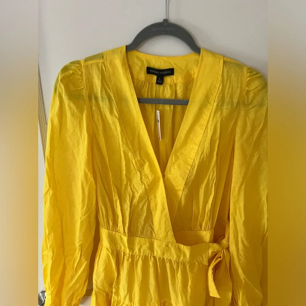 NWT Banana Republic Yellow Wrap Dress - Picture 2 of 5